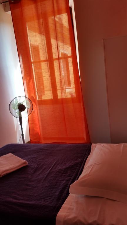 Guesthouse Ava Rom Værelse billede