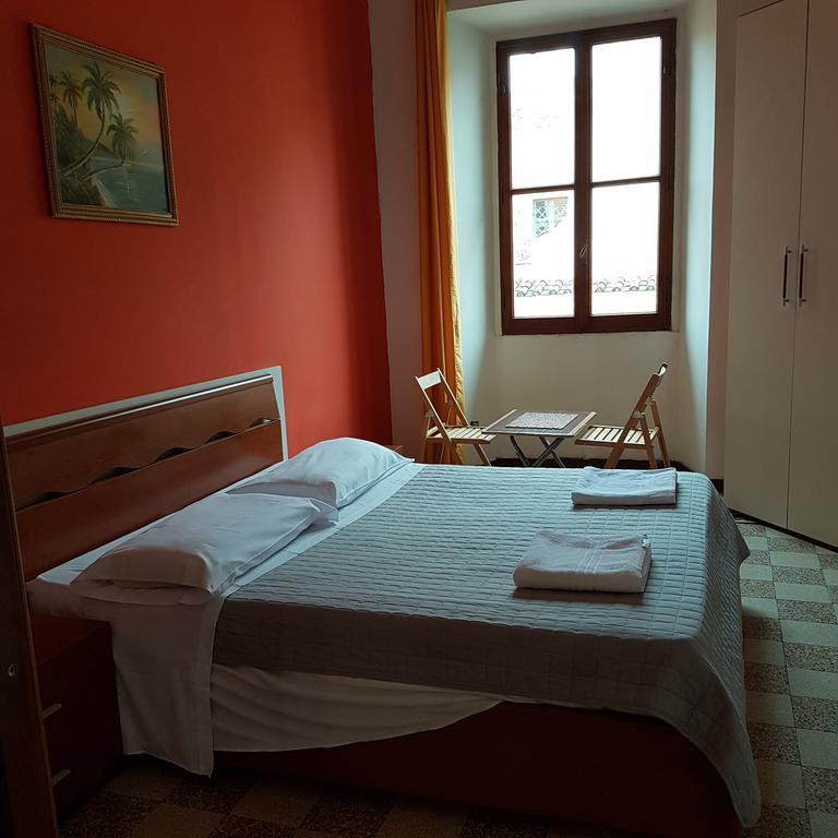 Guesthouse Ava Rom Eksteriør billede